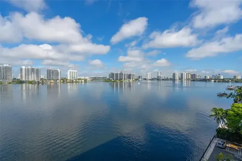 17720 N Bay Road Sunny Isles Beach FL 33160