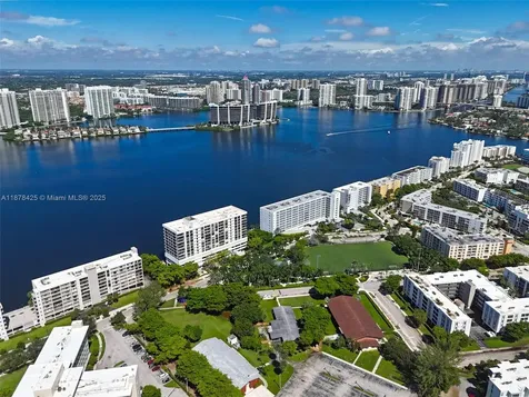 17720 N Bay Road Sunny Isles Beach FL 33160