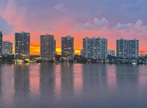 17720 N Bay Road Sunny Isles Beach FL 33160