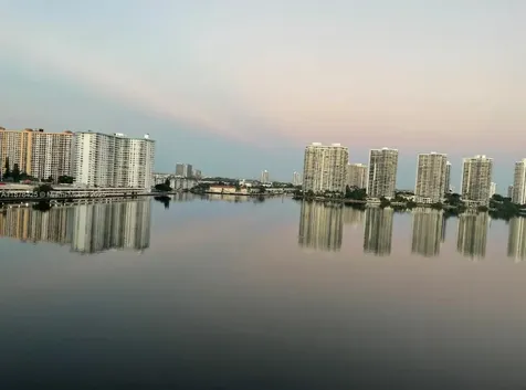 17720 N Bay Road Sunny Isles Beach FL 33160