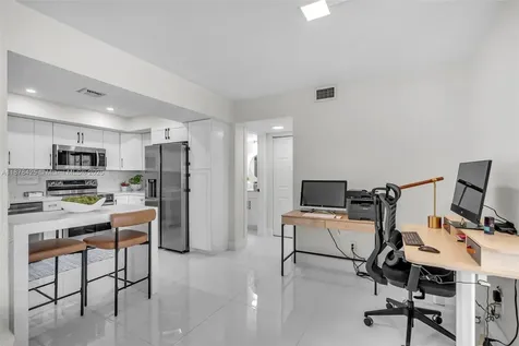 17720 N Bay Road Sunny Isles Beach FL 33160