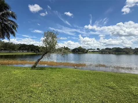 4929 SW 139th Court Miami FL 33175