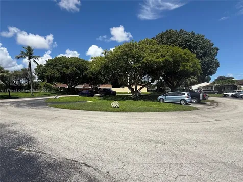 4929 SW 139th Court Miami FL 33175