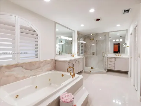 8311 NW 166th Terrace Miami Lakes FL 33016