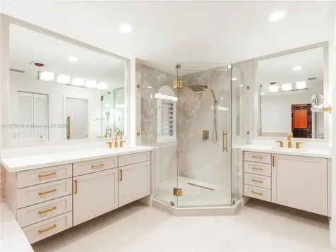 8311 NW 166th Terrace Miami Lakes FL 33016