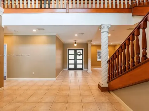 8311 NW 166th Terrace Miami Lakes FL 33016