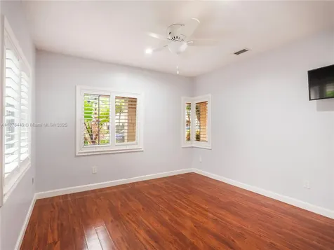 8311 NW 166th Terrace Miami Lakes FL 33016