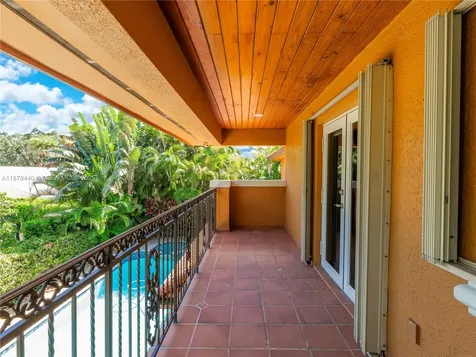 8311 NW 166th Terrace Miami Lakes FL 33016
