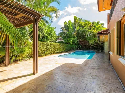 8311 NW 166th Terrace Miami Lakes FL 33016