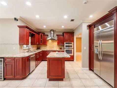8311 NW 166th Terrace Miami Lakes FL 33016