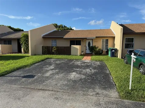 12413 SW 112th Terrace Miami FL 33186