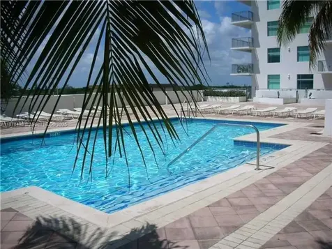 140 S Dixie Highway Hollywood FL 33020