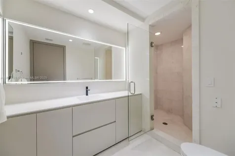 16051 Collins Avenue Sunny Isles Beach FL 33160