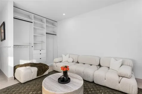 8033 Noremac Avenue Miami Beach FL 33141