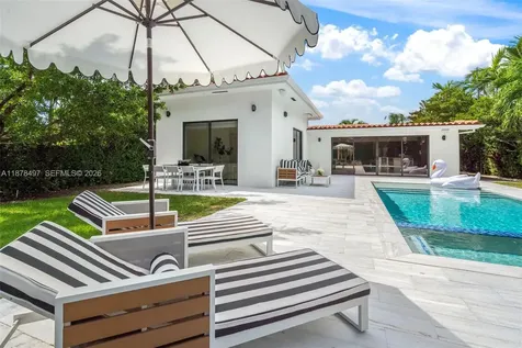 8033 Noremac Avenue Miami Beach FL 33141