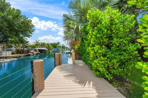 8033 Noremac Avenue Miami Beach FL 33141