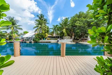 8033 Noremac Avenue Miami Beach FL 33141
