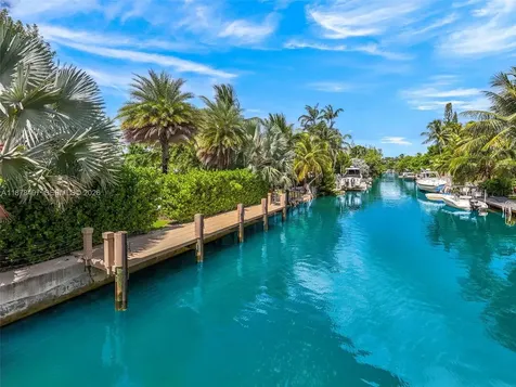 8033 Noremac Avenue Miami Beach FL 33141