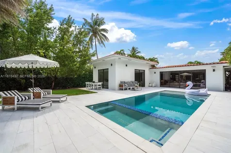 8033 Noremac Avenue Miami Beach FL 33141
