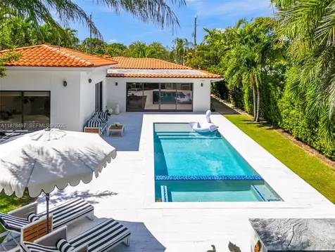 8033 Noremac Avenue Miami Beach FL 33141