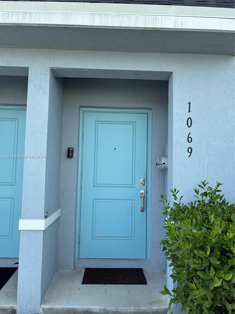 1069 NW 4th Terrace Florida City FL 33034