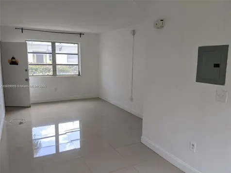7821 Byron Avenue Miami Beach FL 33141