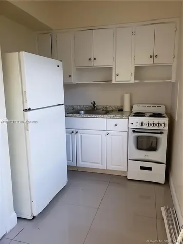 7821 Byron Avenue Miami Beach FL 33141