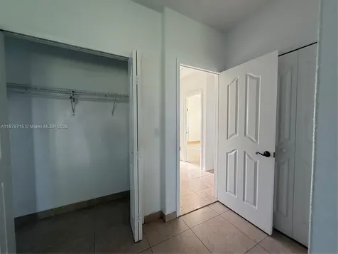 613 SE 14th Place Homestead FL 33033