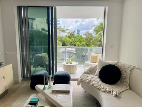 13800 Highland Drive North Miami Beach FL 33181