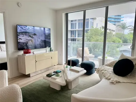 13800 Highland Drive North Miami Beach FL 33181
