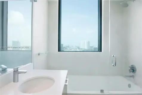 501 NE 31 Miami FL 33137