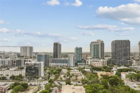 501 NE 31 Miami FL 33137