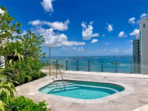 501 NE 31 Miami FL 33137