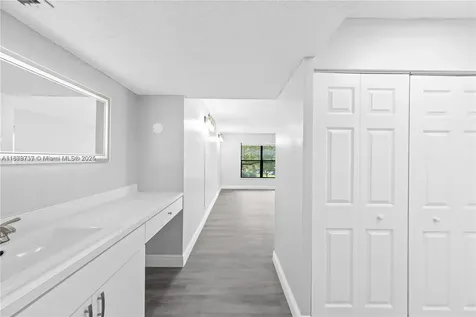 3680 Inverrary Drive Lauderhill FL 33319