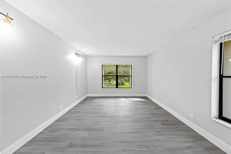 3680 Inverrary Drive Lauderhill FL 33319