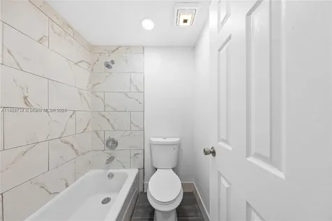 3680 Inverrary Drive Lauderhill FL 33319