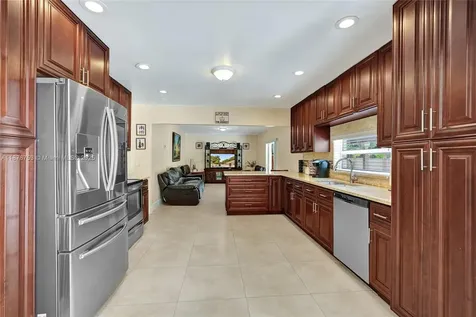 9060 NW 32nd Street Coral Springs FL 33065