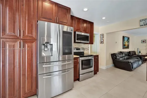 9060 NW 32nd Street Coral Springs FL 33065
