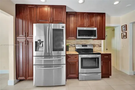9060 NW 32nd Street Coral Springs FL 33065