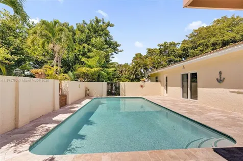 9060 NW 32nd Street Coral Springs FL 33065