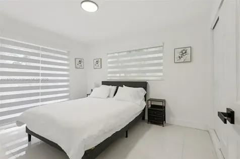 11 NE 26th Street Wilton Manors FL 33305