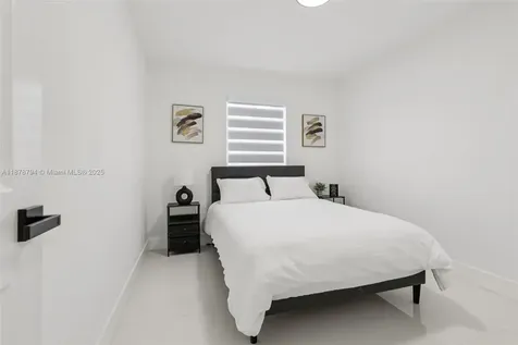 11 NE 26th Street Wilton Manors FL 33305