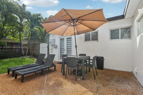 11 NE 26th Street Wilton Manors FL 33305