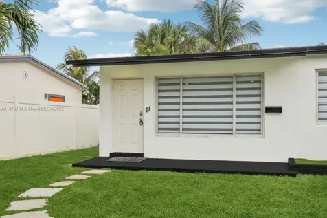 11 NE 26th Street Wilton Manors FL 33305