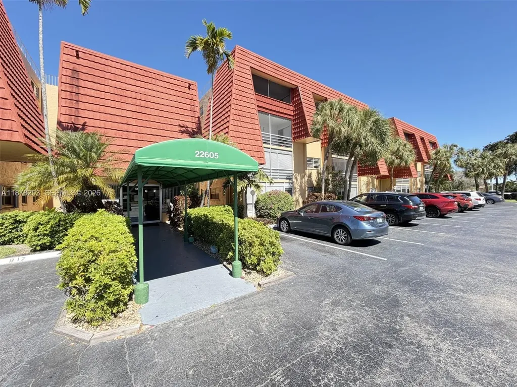 22605 SW 66th Avenue Boca Raton FL 33428