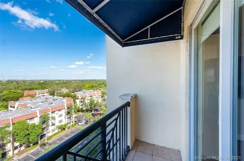 9021 SW 94th Street Miami FL 33176