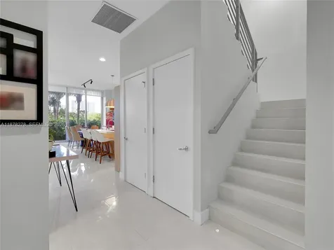 16385 Biscayne Boulevard North Miami Beach FL 33160