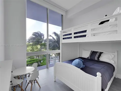 16385 Biscayne Boulevard North Miami Beach FL 33160