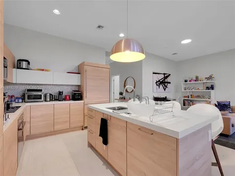 16385 Biscayne Boulevard North Miami Beach FL 33160