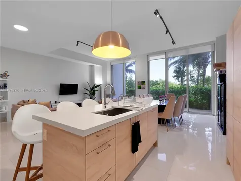 16385 Biscayne Boulevard North Miami Beach FL 33160